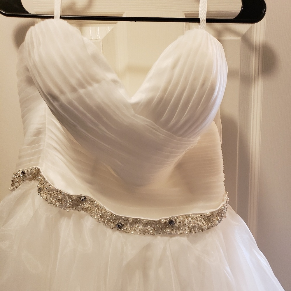 Wedding dress